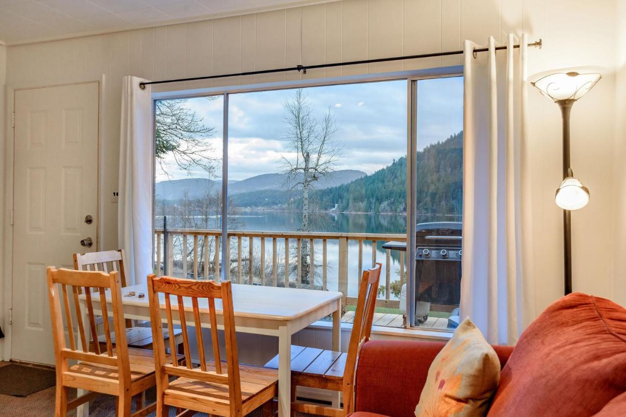 Green Acres Lakeside Resort Salt Spring Island Ganges Екстериор снимка